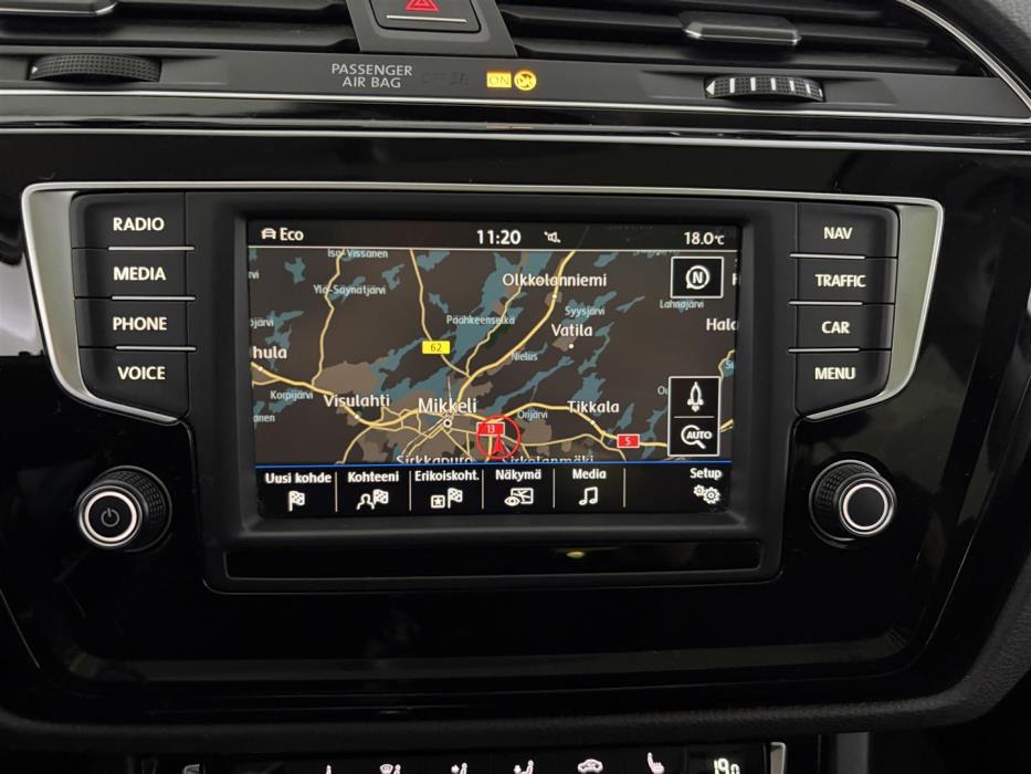 VOLKSWAGEN Touran 2017