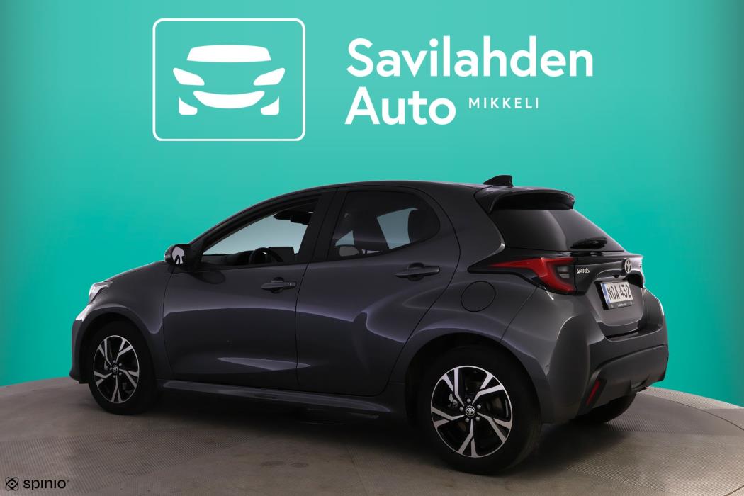 TOYOTA Yaris 2025