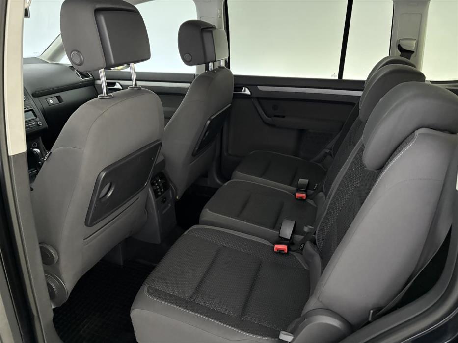 Volkswagen Touran 2012