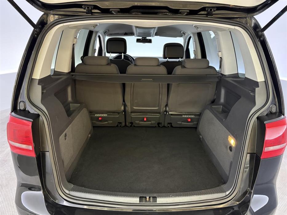 Volkswagen Touran 2012