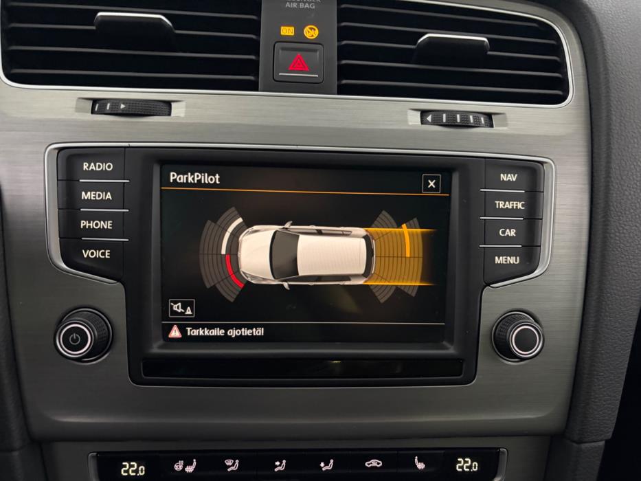 VOLKSWAGEN Golf 2016