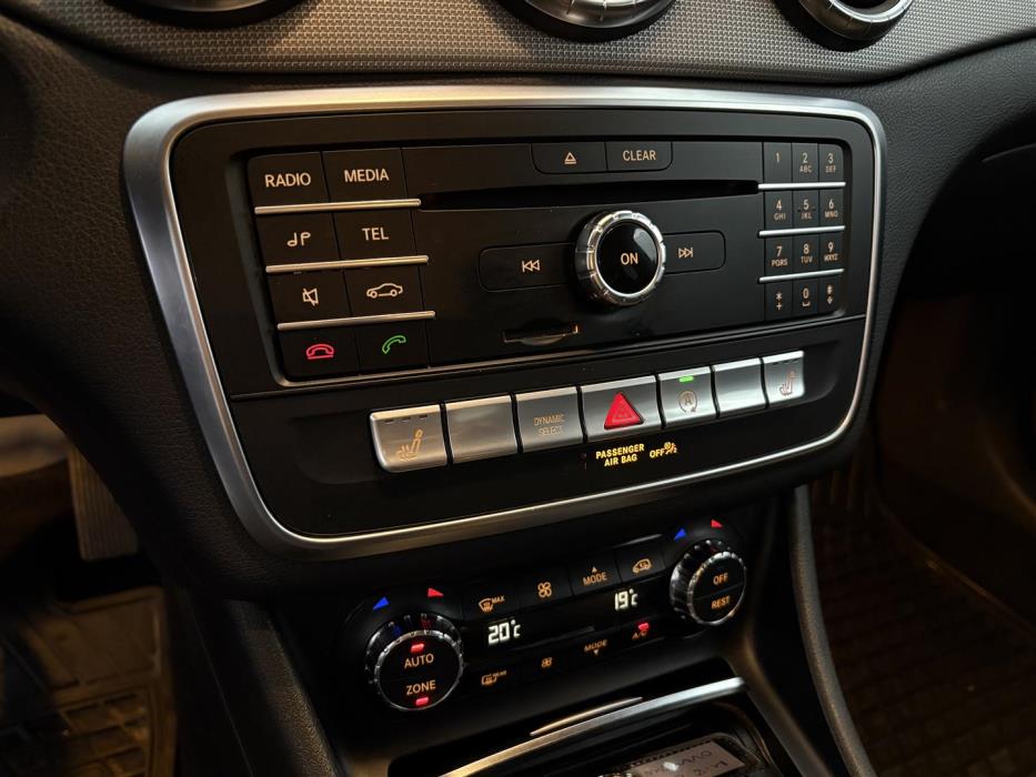 MERCEDES-BENZ CLA 2017