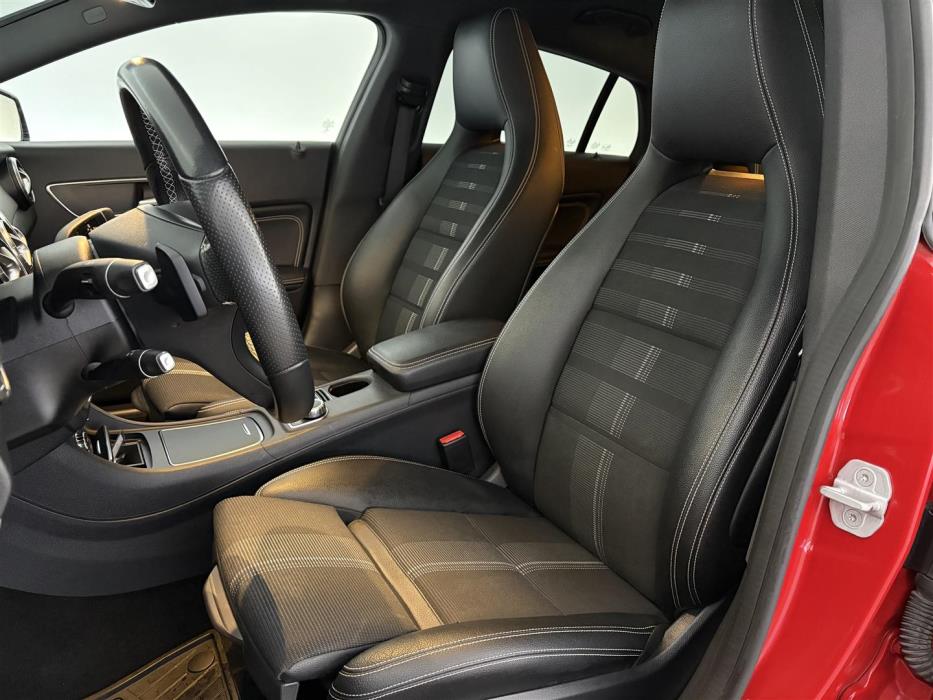 MERCEDES-BENZ CLA 2017