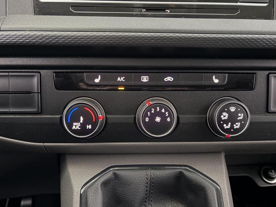 VOLKSWAGEN Caravelle 2020