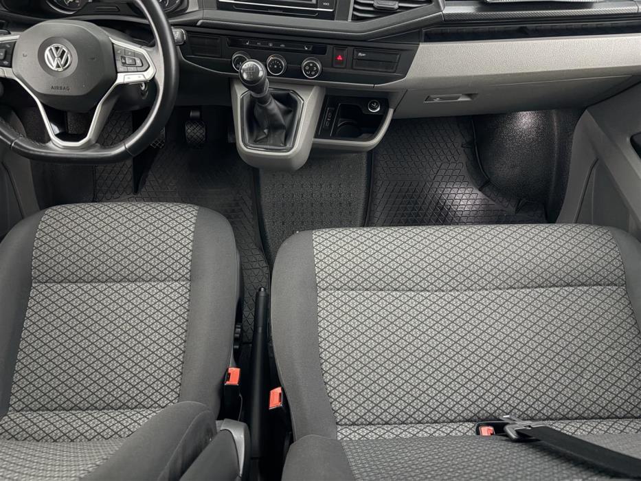 VOLKSWAGEN Caravelle 2020