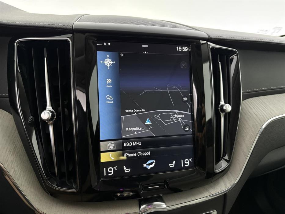 VOLVO XC60 2020