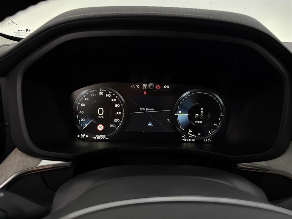 VOLVO XC60 2020