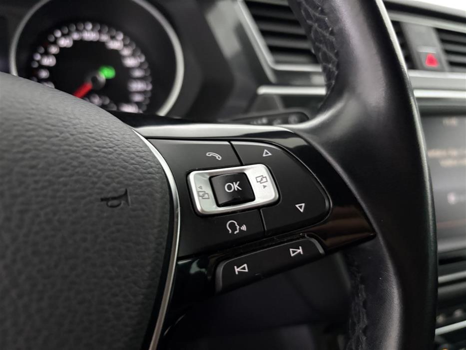 VOLKSWAGEN Tiguan 2017