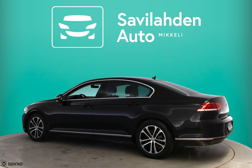 VOLKSWAGEN Passat 2018