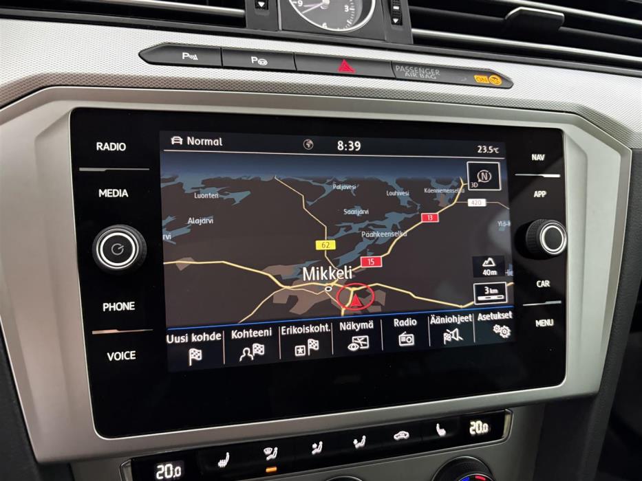 VOLKSWAGEN Passat 2018