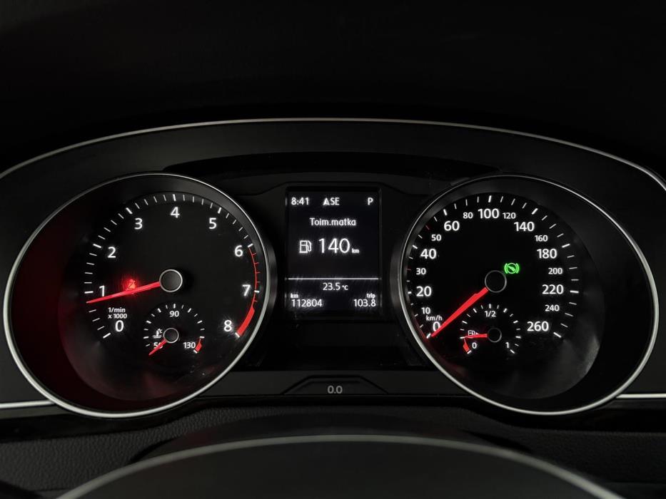 VOLKSWAGEN Passat 2018