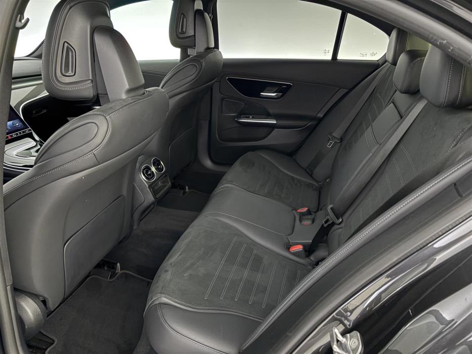 MERCEDES-BENZ C 2023