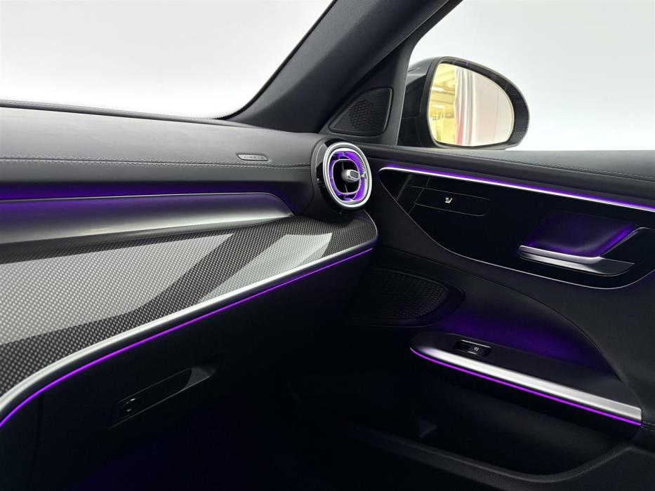 MERCEDES-BENZ C 2023