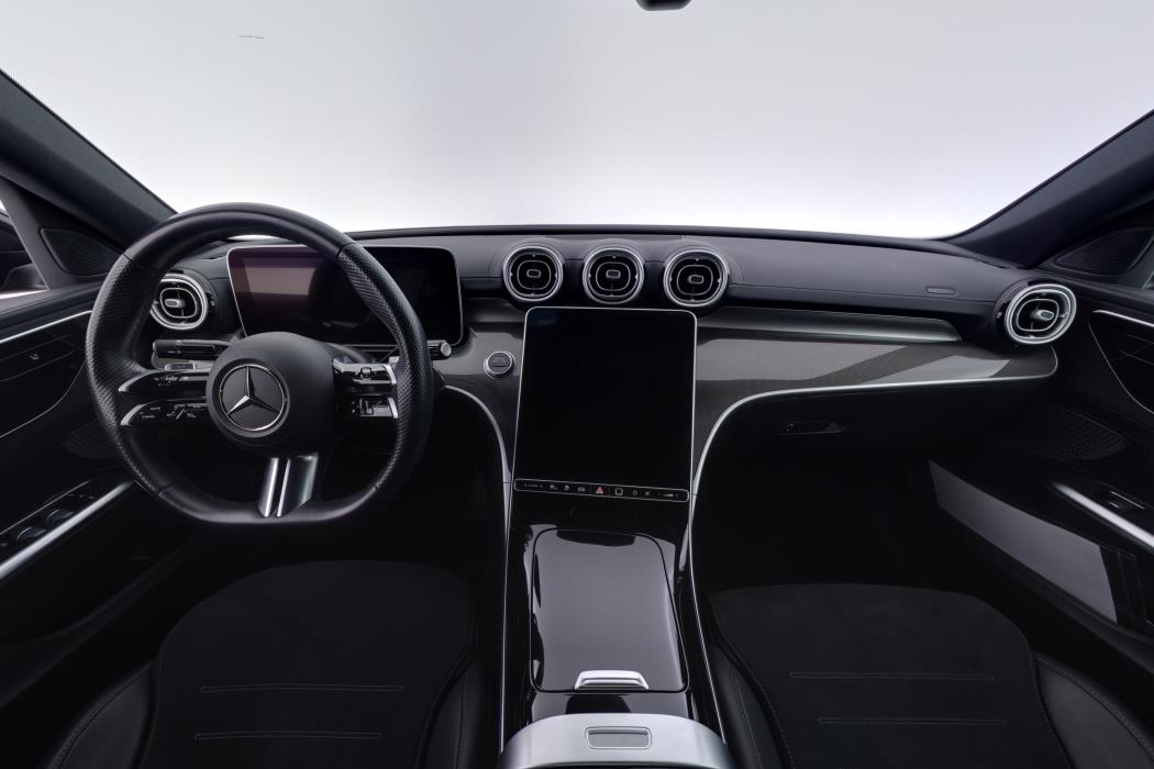 MERCEDES-BENZ C 2023