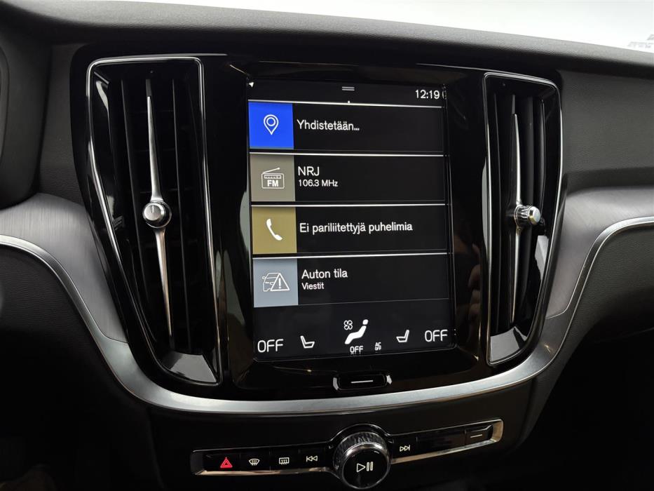 VOLVO V60 2019