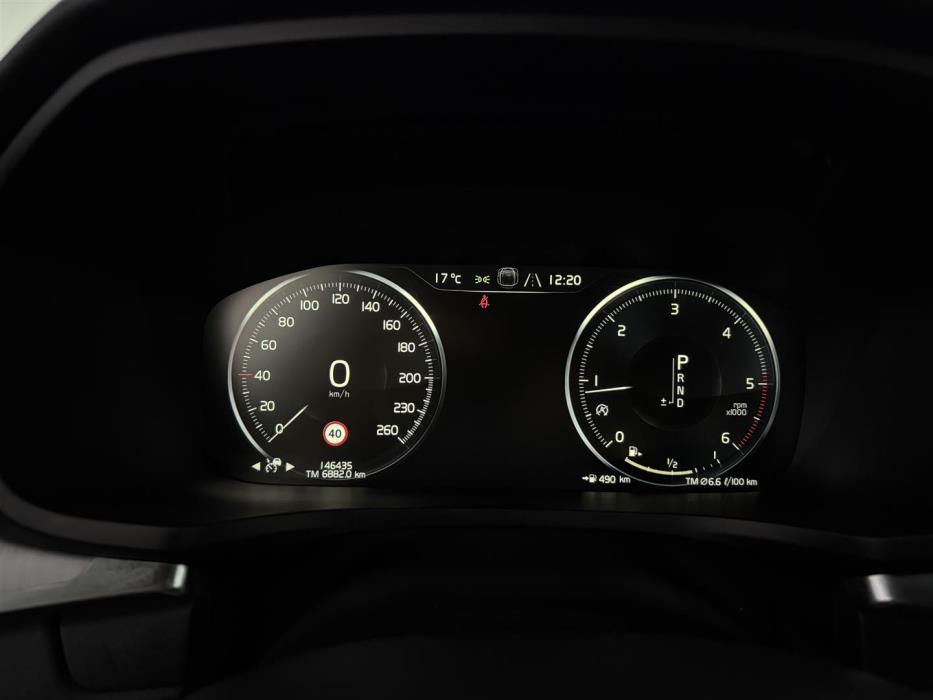 VOLVO V60 2019