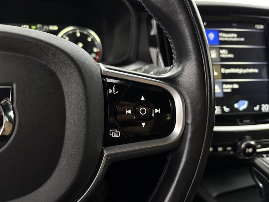 VOLVO V60 2019