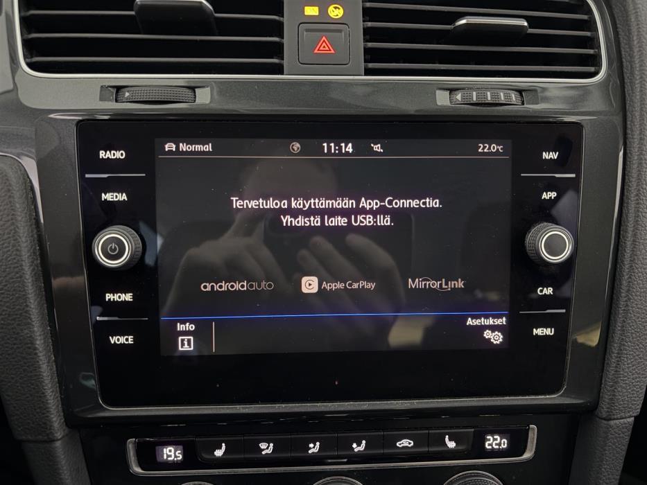 VOLKSWAGEN Golf 2019
