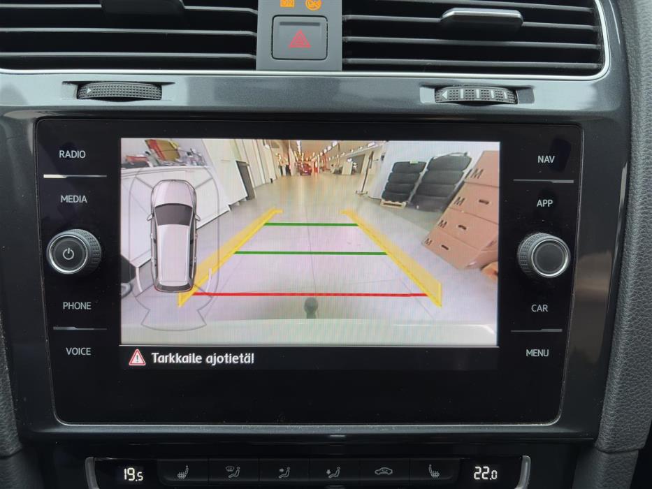 VOLKSWAGEN Golf 2019