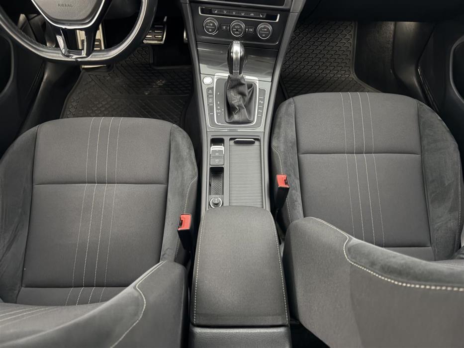 VOLKSWAGEN Golf 2019