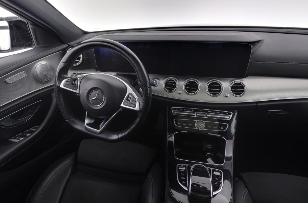 MERCEDES-BENZ E 2017