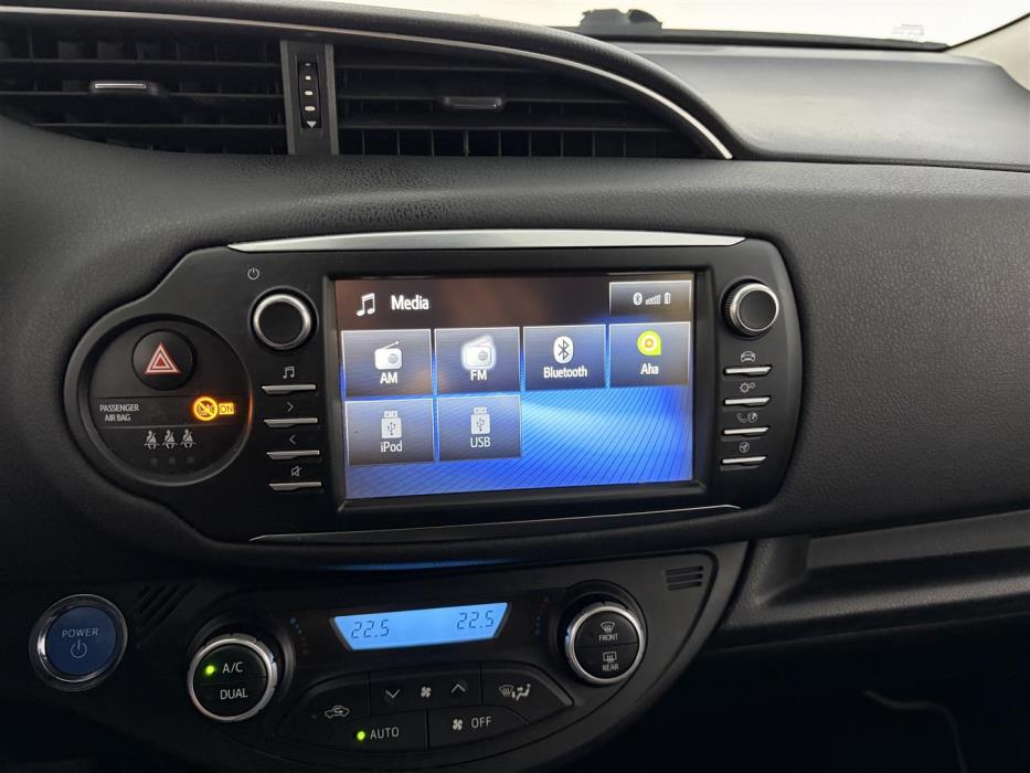 TOYOTA Yaris 2020