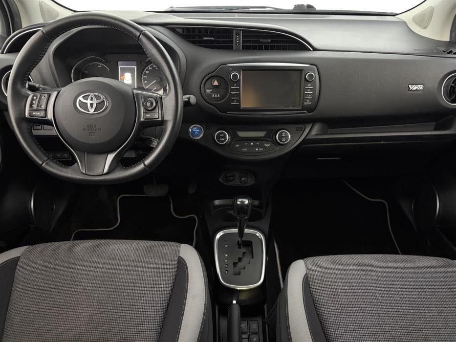 TOYOTA Yaris 2020