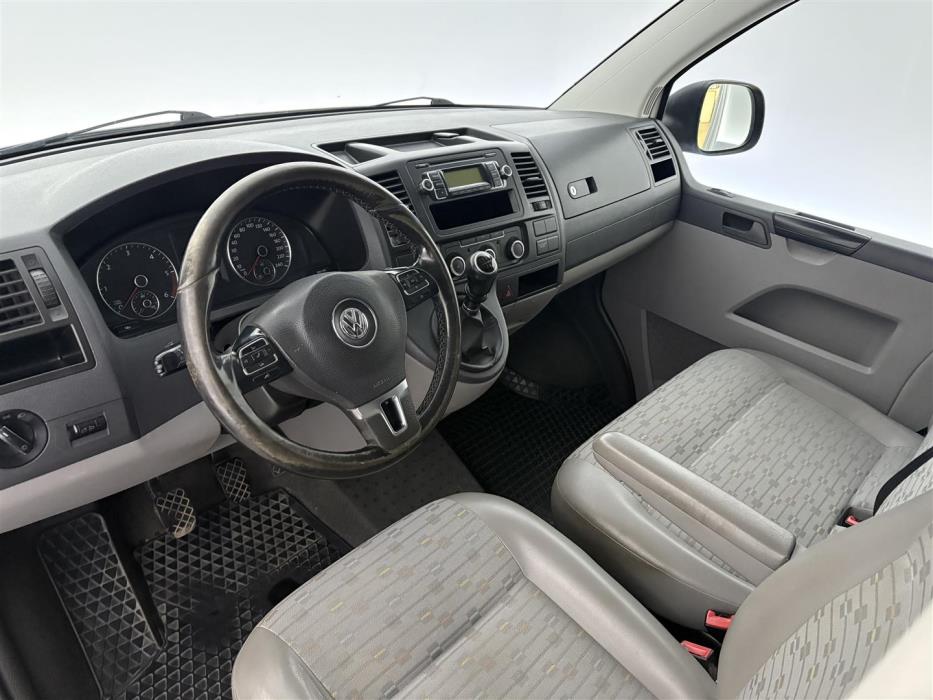 VOLKSWAGEN Transporter 2010