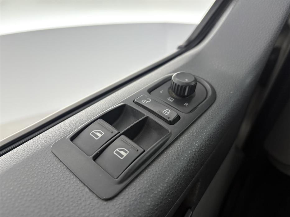 VOLKSWAGEN Transporter 2010