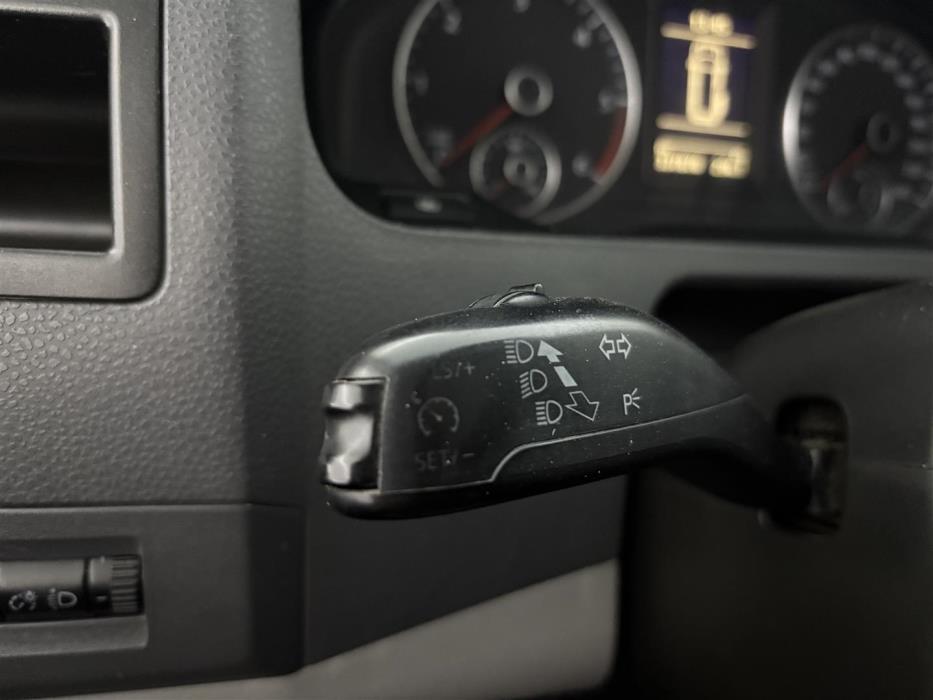 VOLKSWAGEN Transporter 2010
