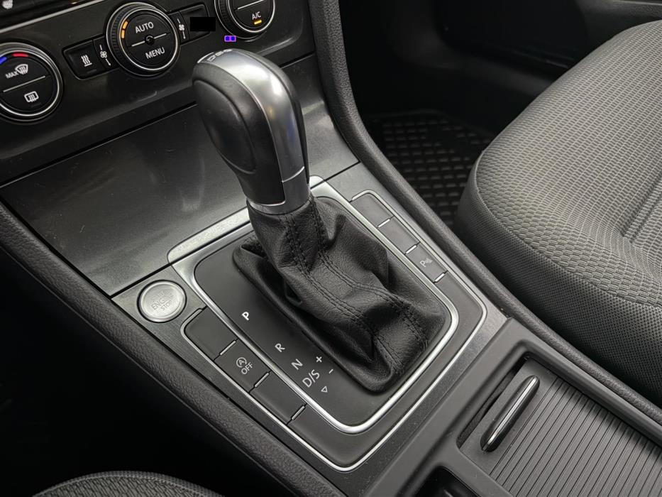 VOLKSWAGEN Golf 2018