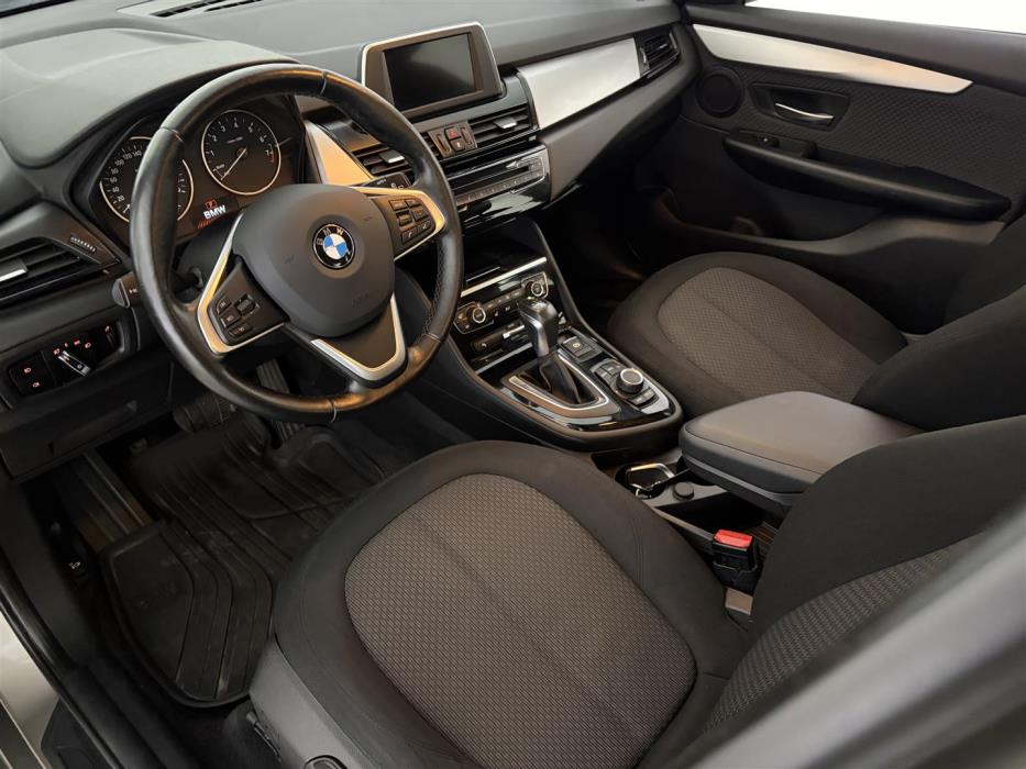 BMW 218 2015