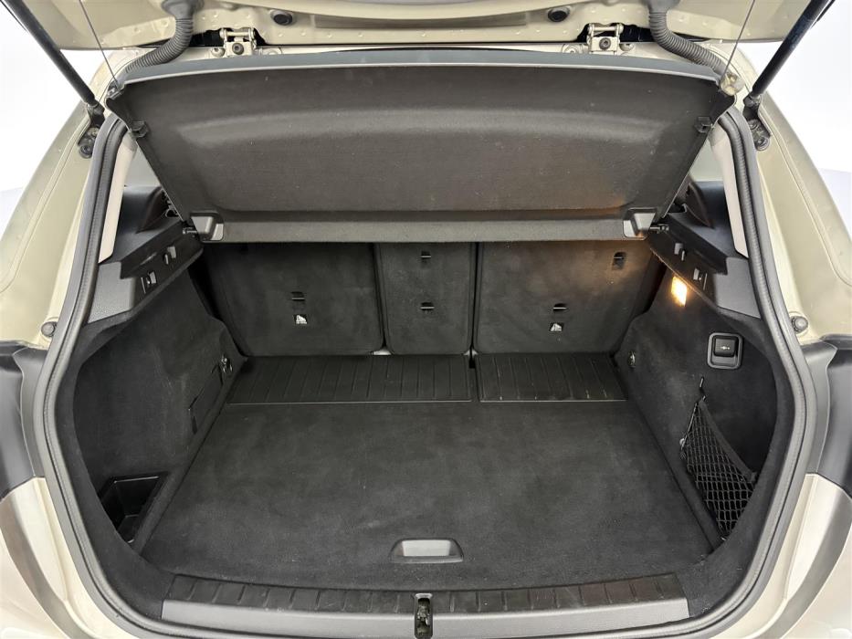 BMW 218 2015