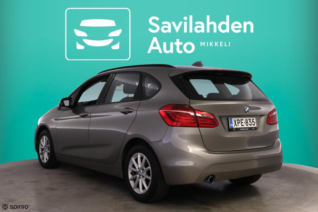 BMW 218 2015
