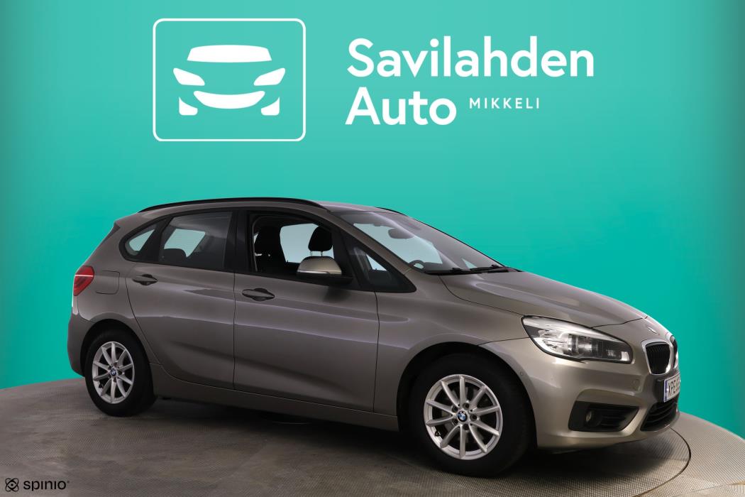 BMW 218 2015