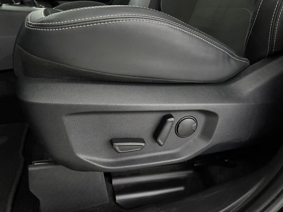 VOLKSWAGEN Amarok 2024
