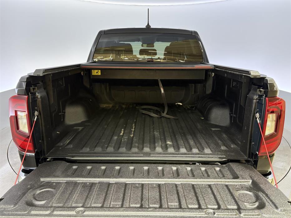 VOLKSWAGEN Amarok 2024