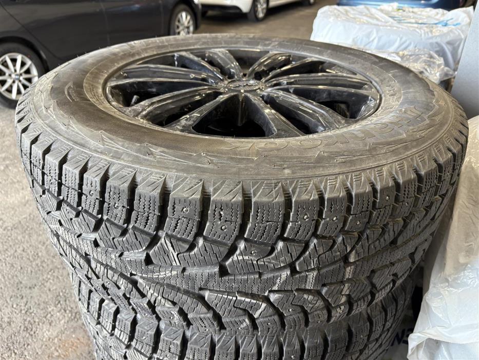 VOLKSWAGEN Amarok 2024