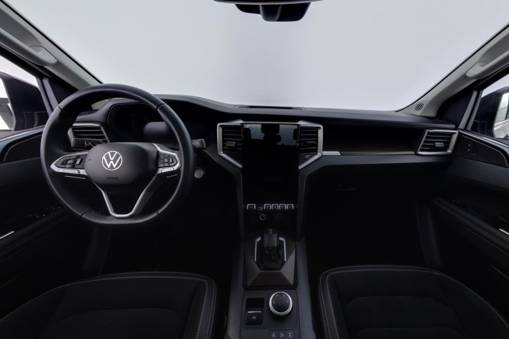 VOLKSWAGEN Amarok 2024