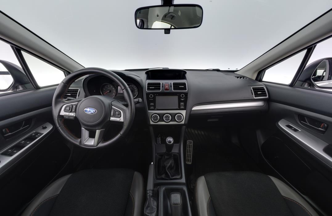 SUBARU XV 2016