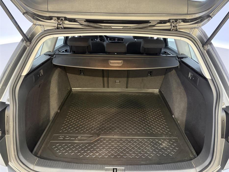 VOLKSWAGEN Golf 2017