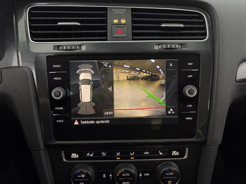 VOLKSWAGEN Golf 2017