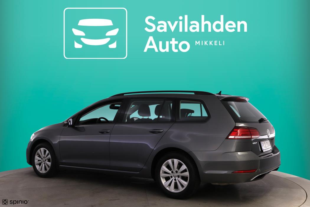 VOLKSWAGEN Golf 2017