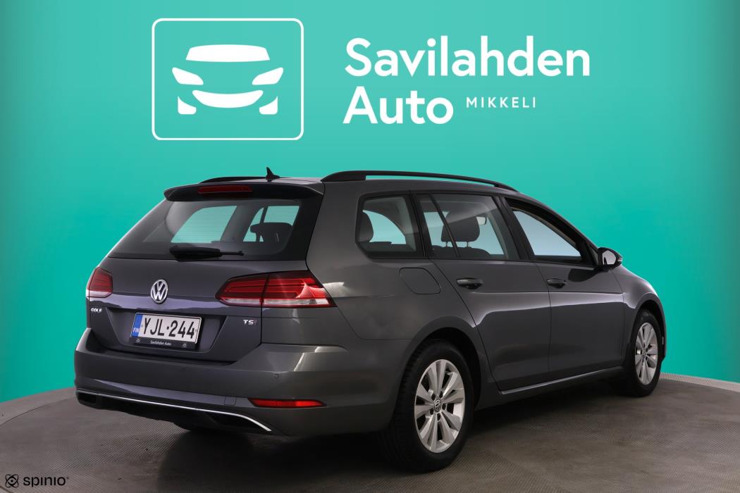 VOLKSWAGEN Golf 2017