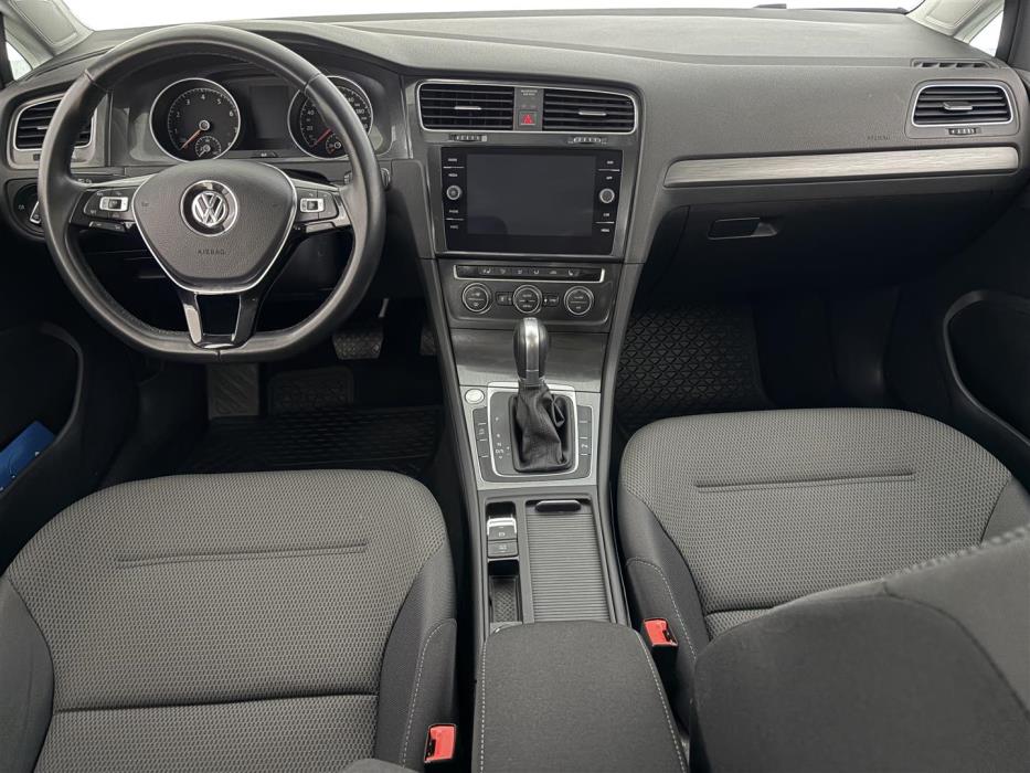 VOLKSWAGEN Golf 2017