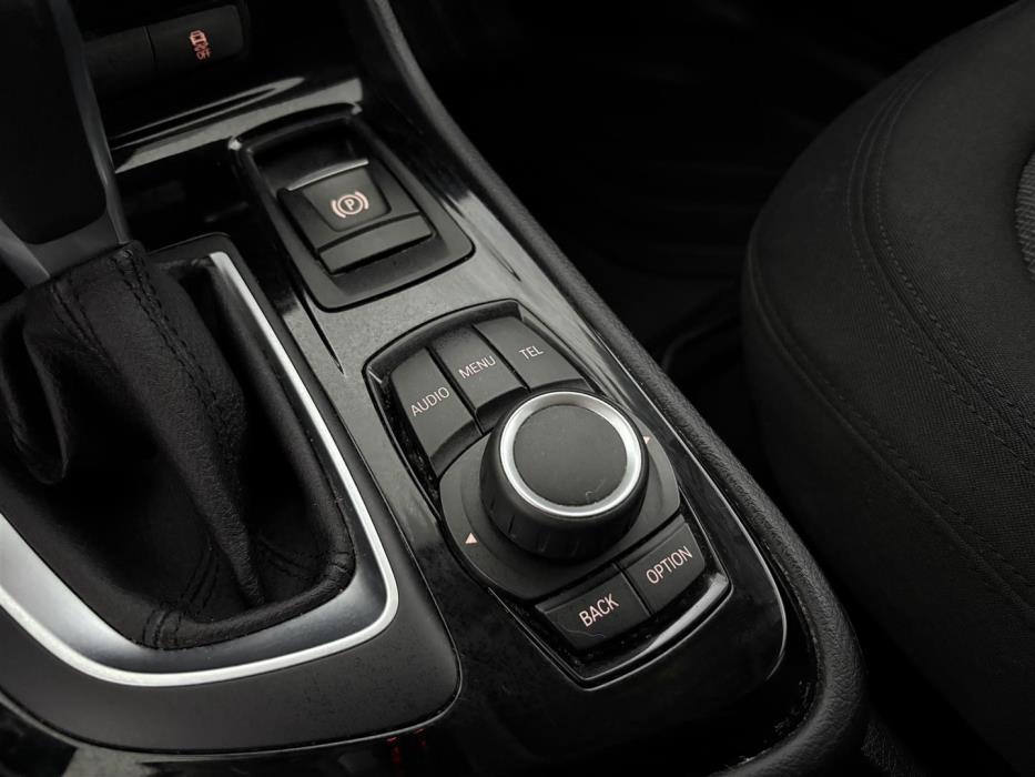BMW 218 2017