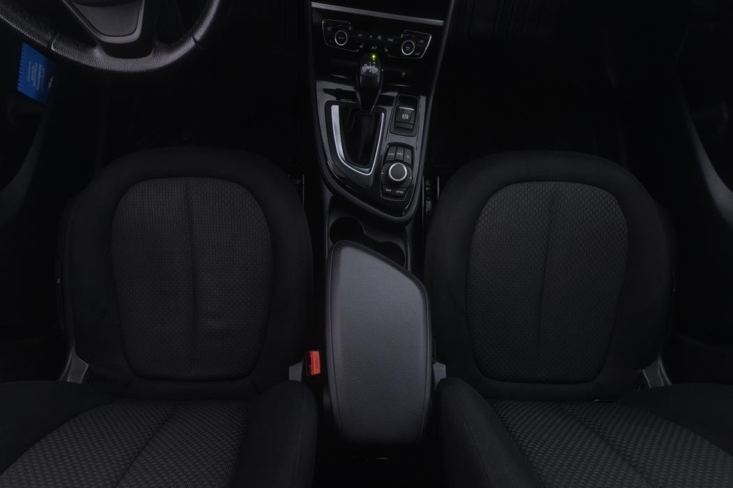 BMW 218 2017
