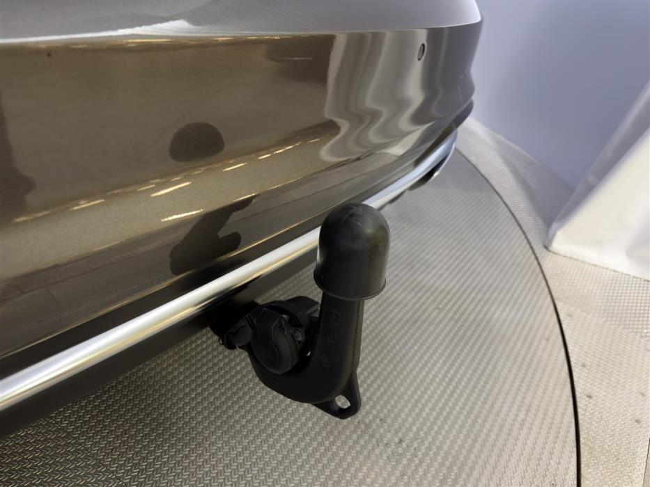 AUDI A4 2020