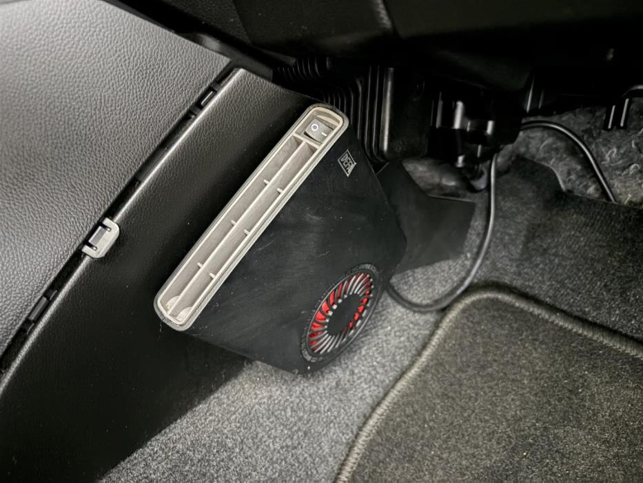 SUZUKI Swift 2017