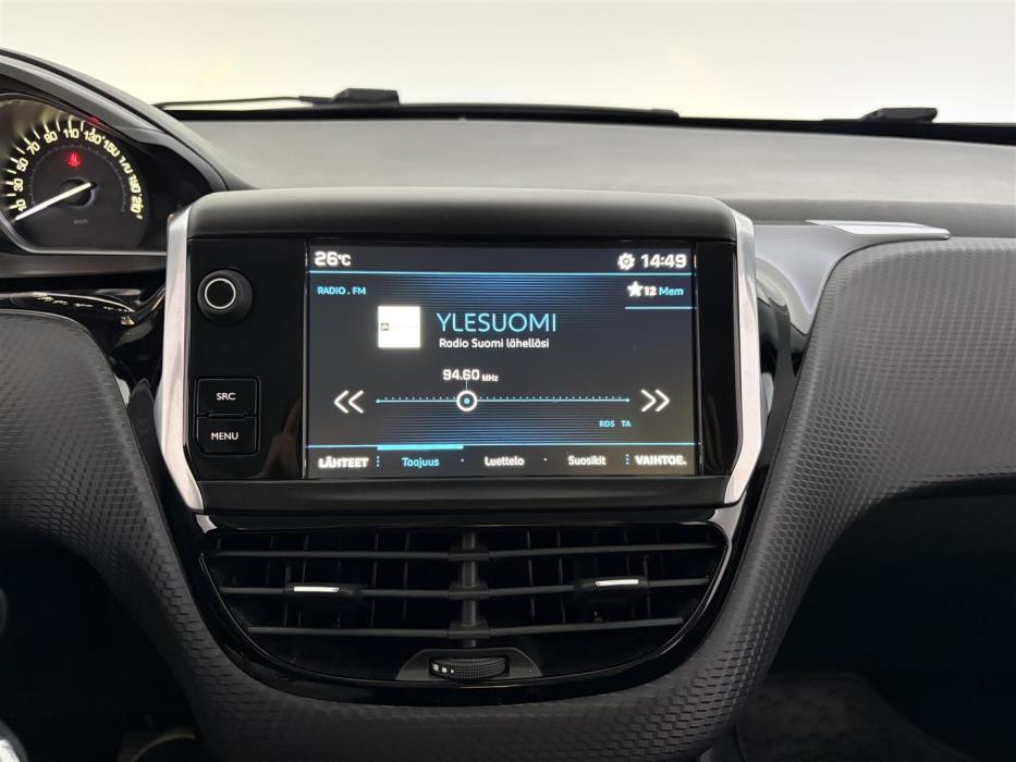 PEUGEOT 2008 2018